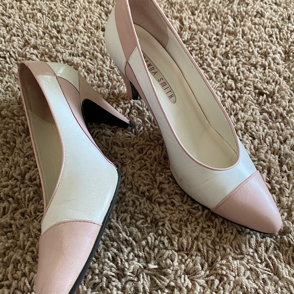 Amanda Smith vintage heels - Picture 2 of 8